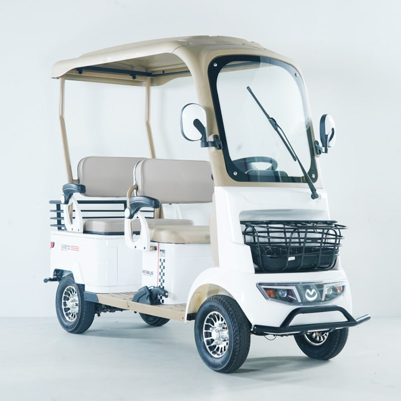 Built-in Audio System Eco-Friendly and Energy-Efficient Campus Event Support Airport Transport 4 Seat Golf Cart Electric Golf Cart