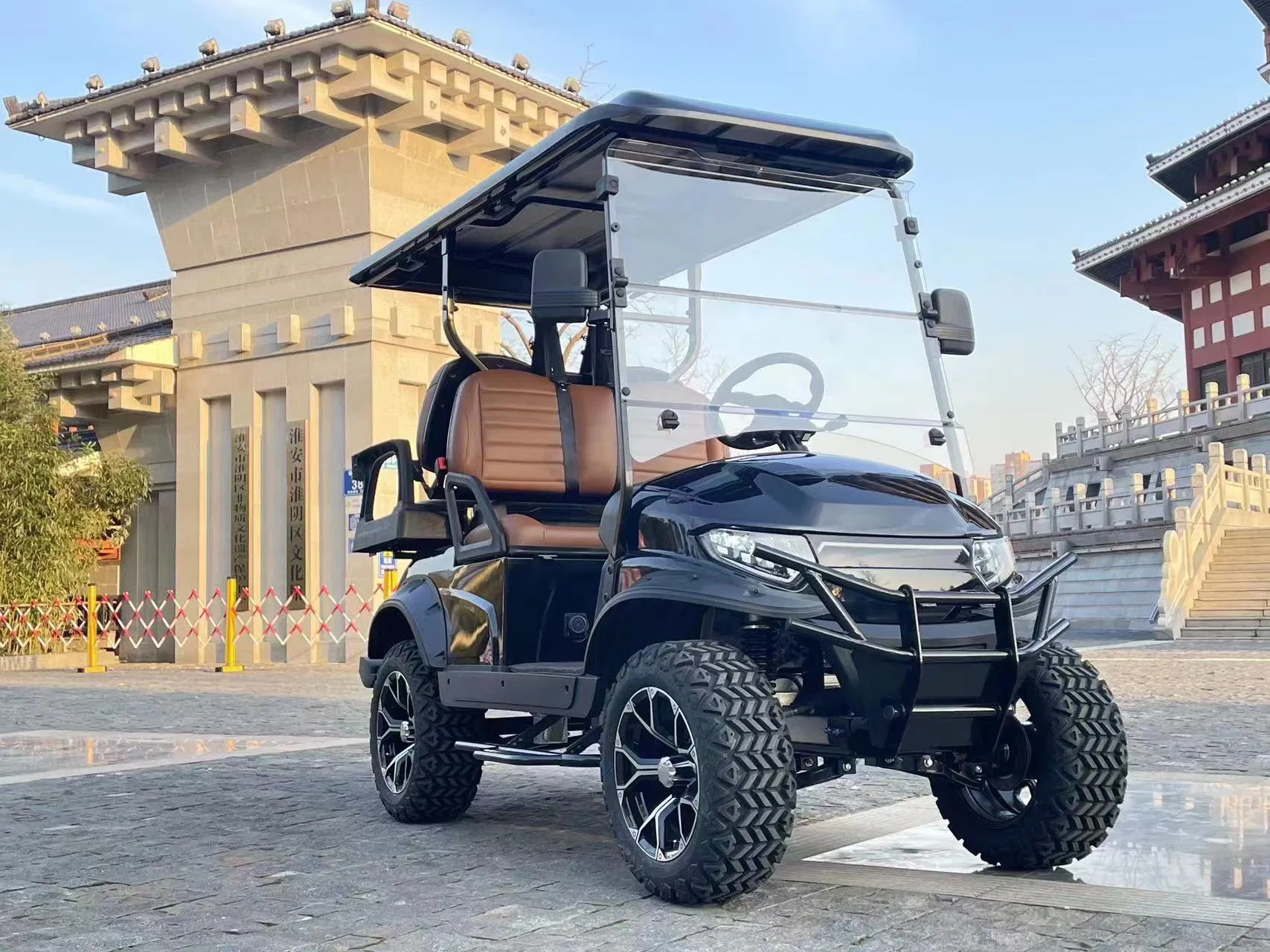 4 Seats Golf Cart with 48V Lithium Battery Hunting Cart