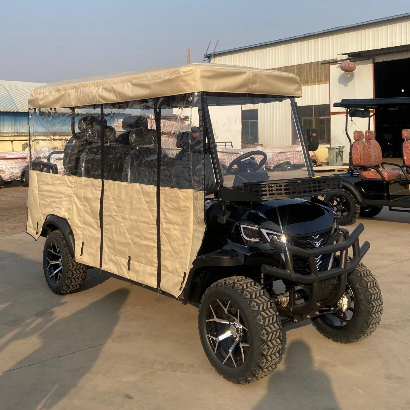 Customizable 6 Seater Solar Power Golf Cart for Community Shuttle
