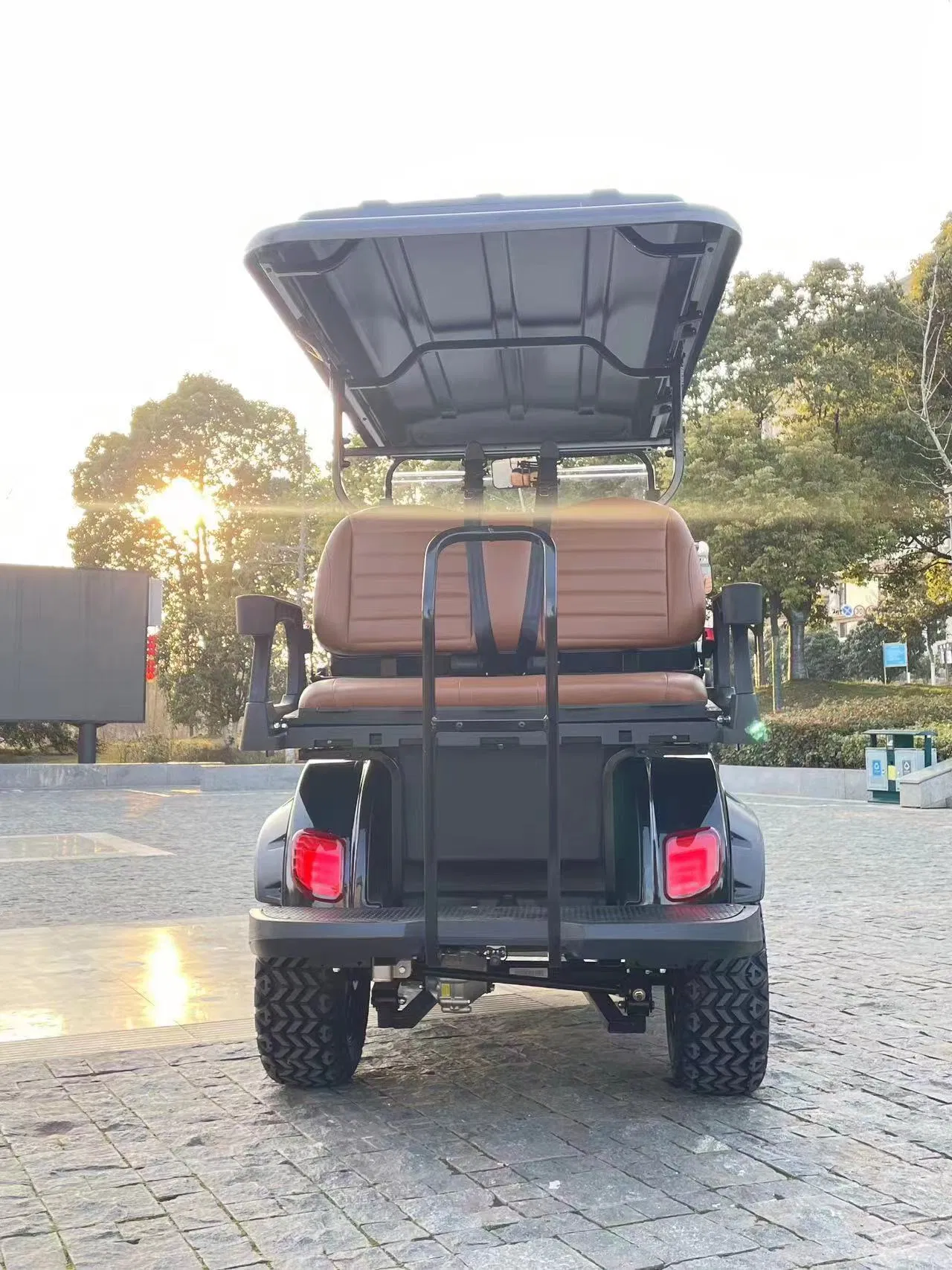 4 Seats Golf Cart with 48V Lithium Battery Hunting Cart