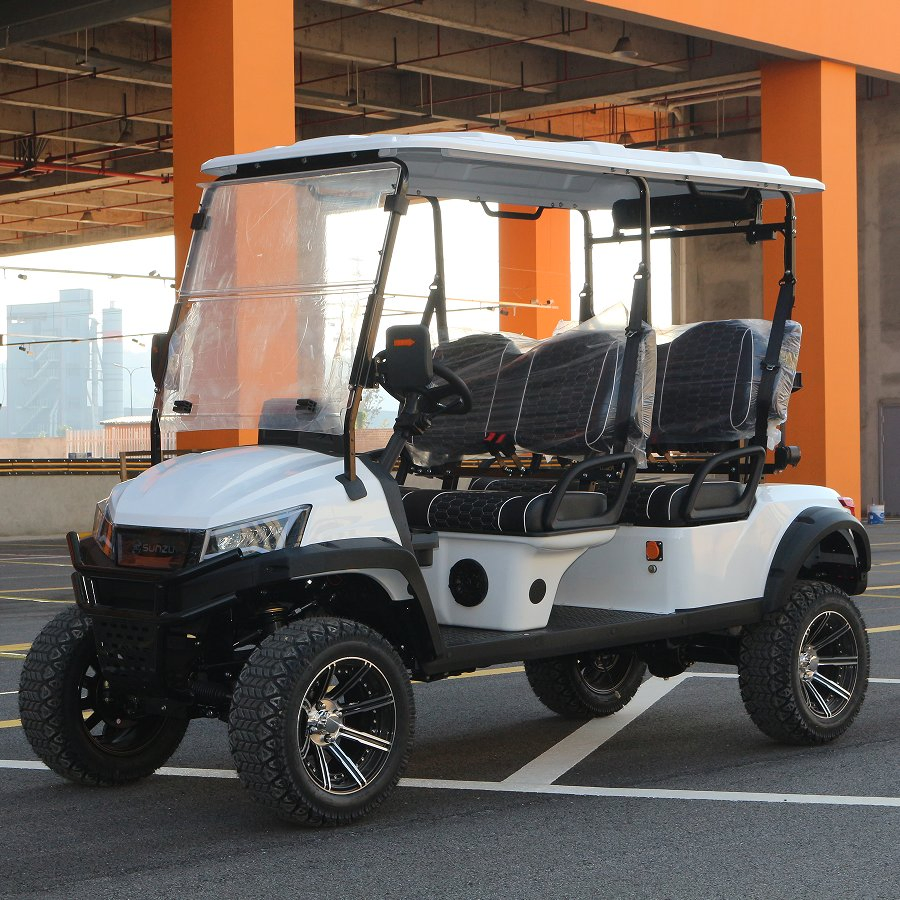 White off-Road Golf Cart (4 Passengers) for Resort Shuttle &amp; Golf Transport
