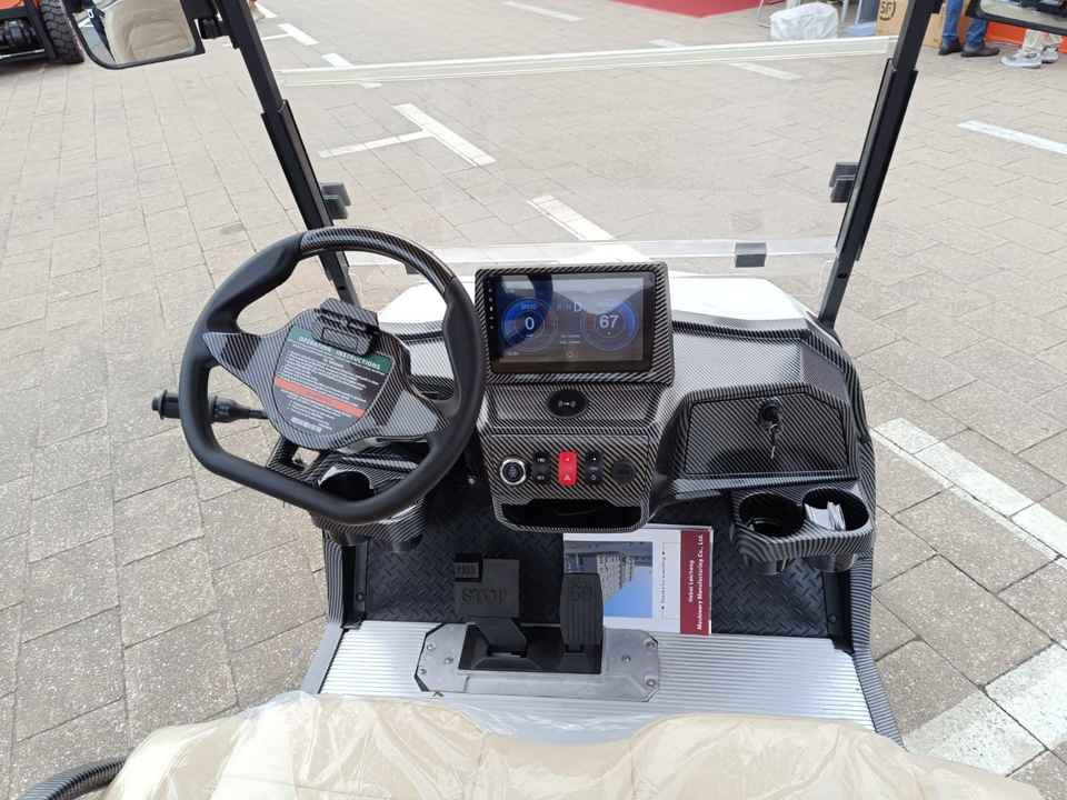Folding Windshield Premium Condition New Design Comfortable Electric Lifted Chinese Price 6 Seat Golf Cart for Outdoor for Sale