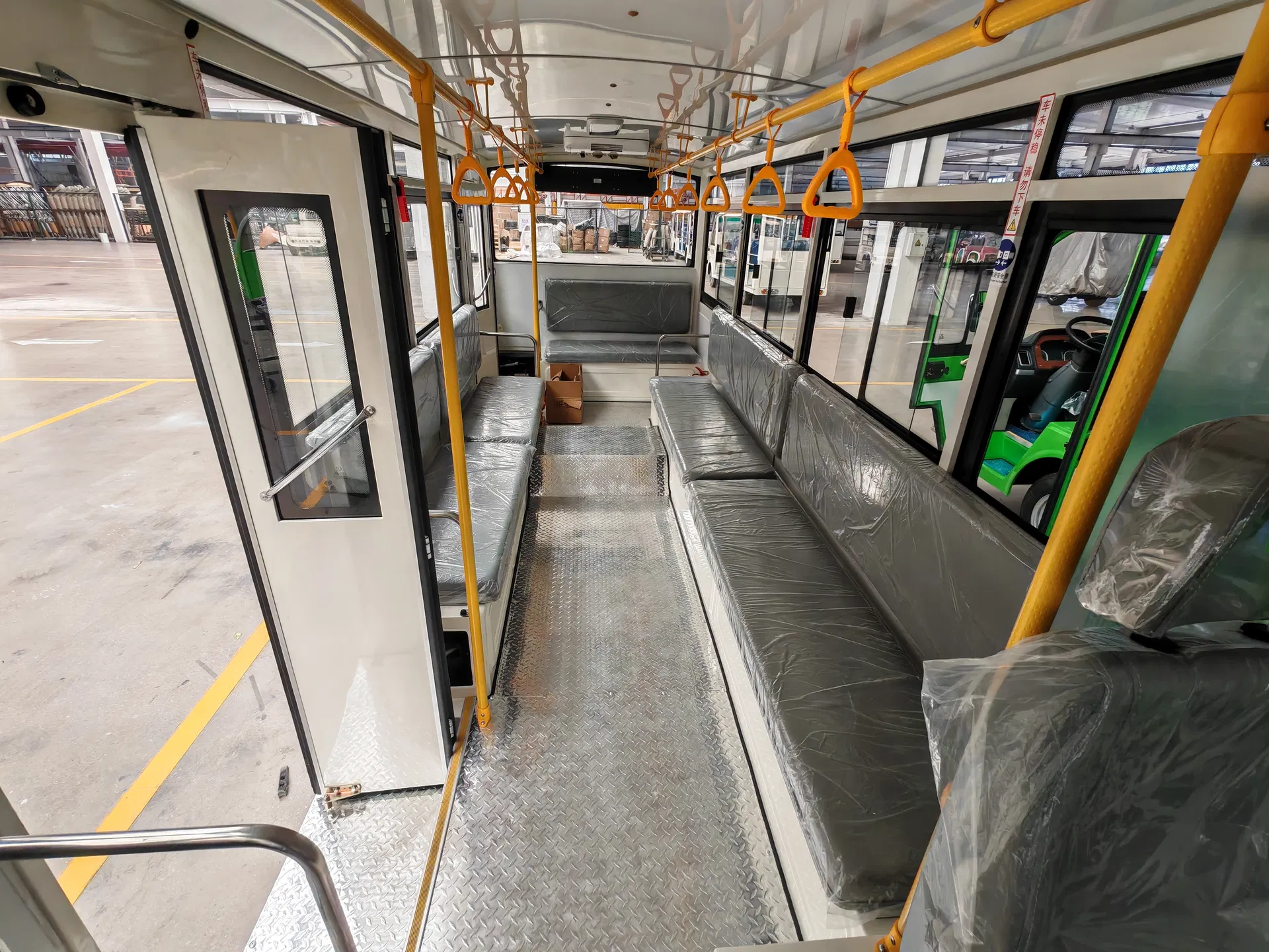 Sightseeing Bus View 3