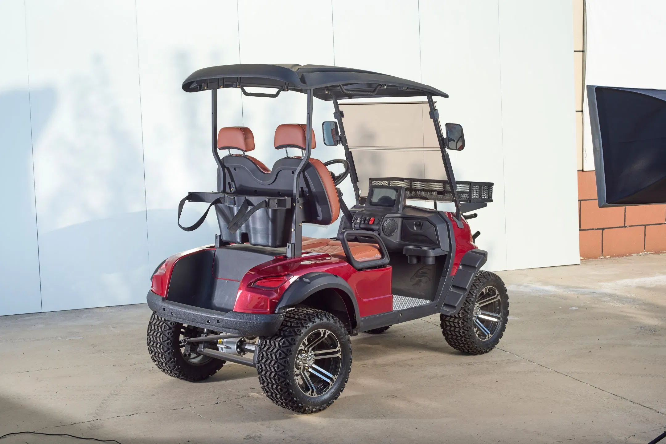 Economical Practical Electric Golf Cart for Daily Practice &amp; Rental Fleets with Maintenance-Free Lead-Acid Battery