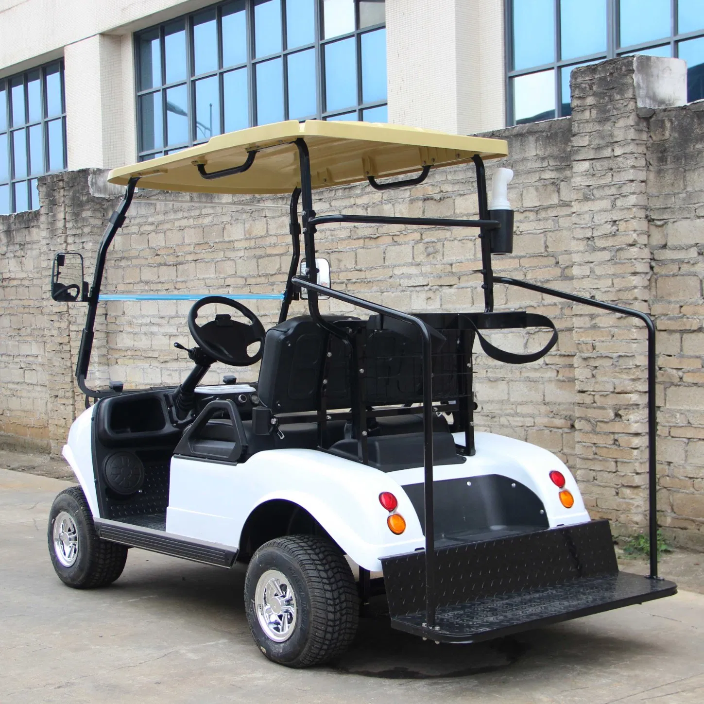 Hdk Fleet of Golf Cart for Sale on Course White Color