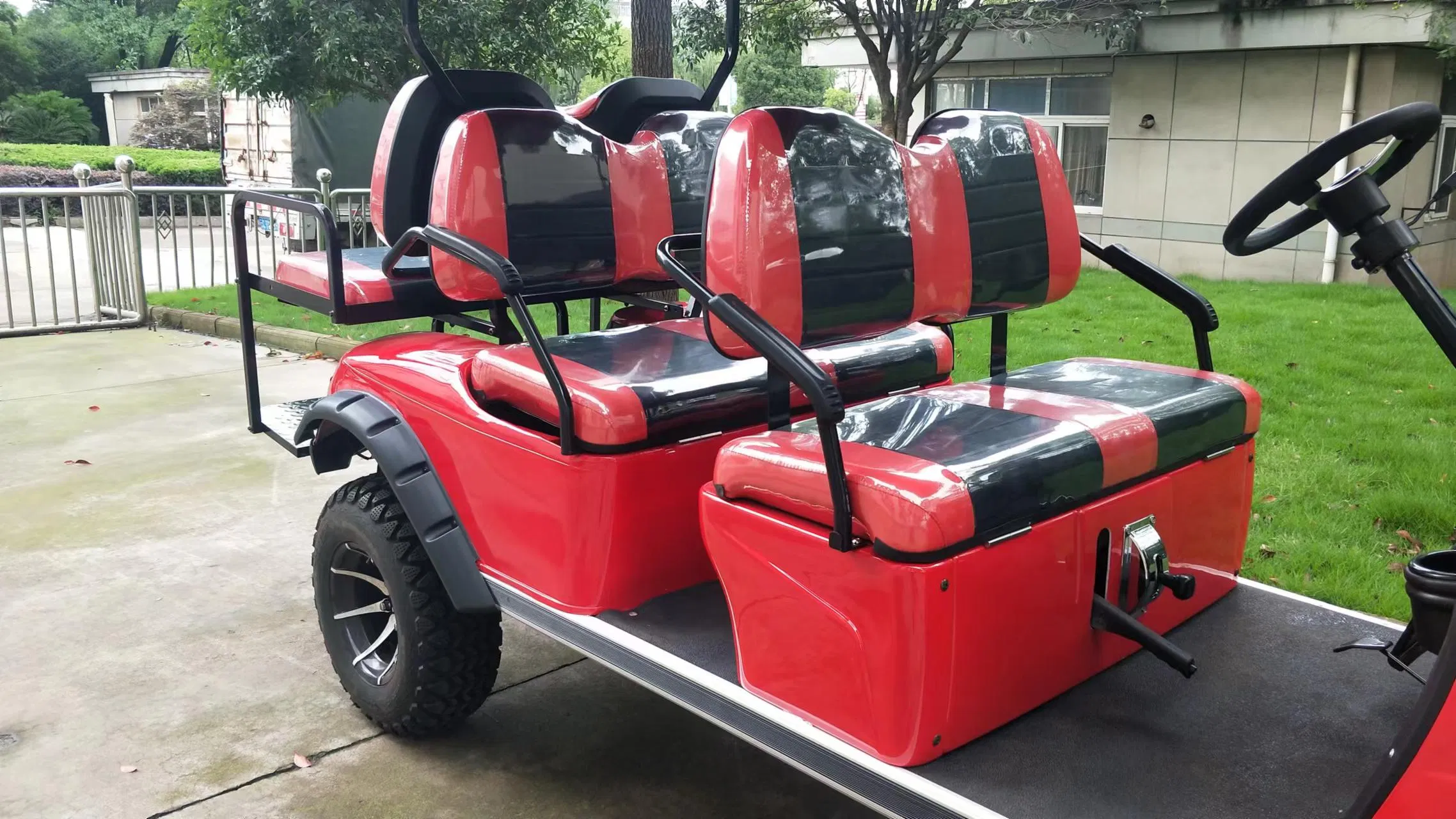 Brand New Hot Sale Gas Cart Farm Utility Lead-Acid Golf Cart 4 Seater 5kw Lithium Battery Buggy Golf Car Electric Golf Carts