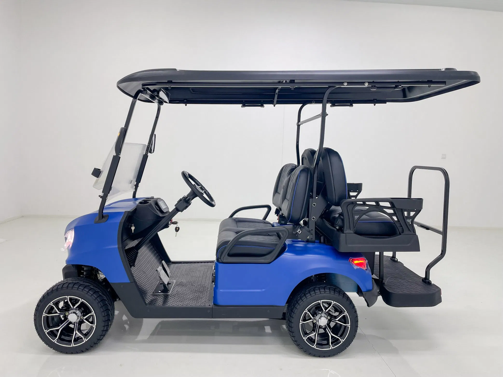 Durable Build Smooth Acceleration Electric Golf Cart for Golf Tournament