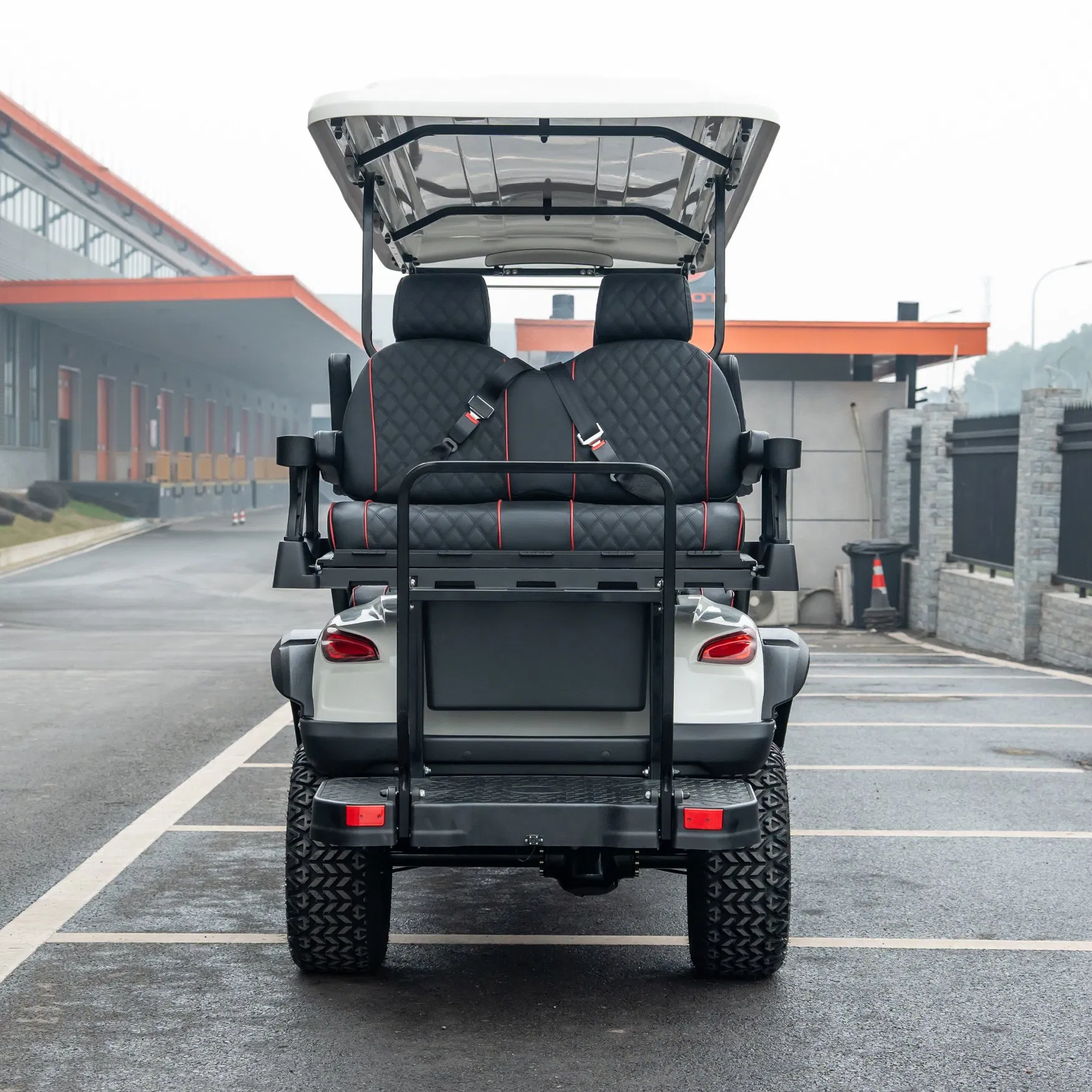 Durable Frame 6 Seater Electric Utility Cart for Farm Ranch Campus and Large Estate Transportation Needs