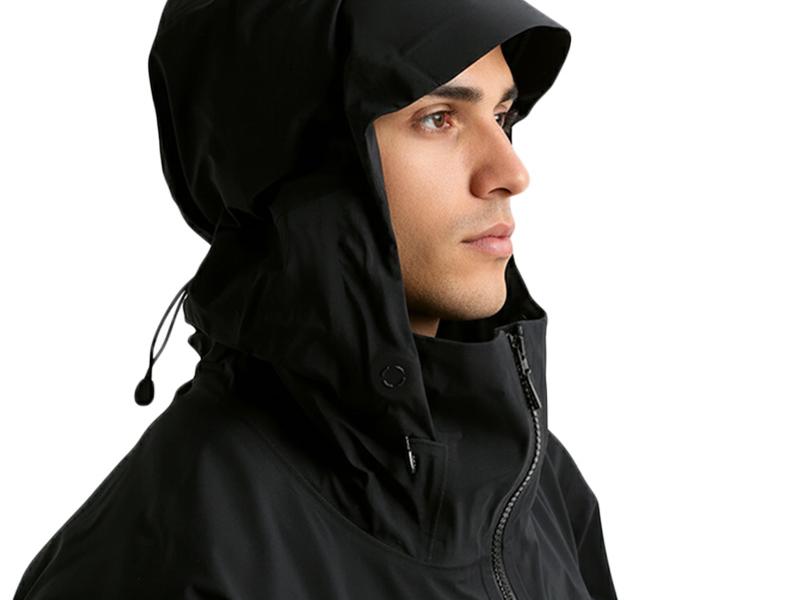 Internal Mesh Pocket