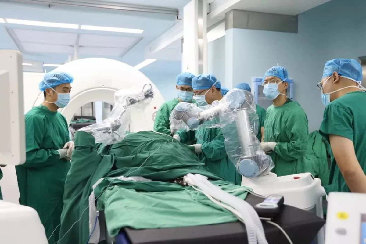 Medical Consumable Sterile Equipment Drape for Surgical Robot