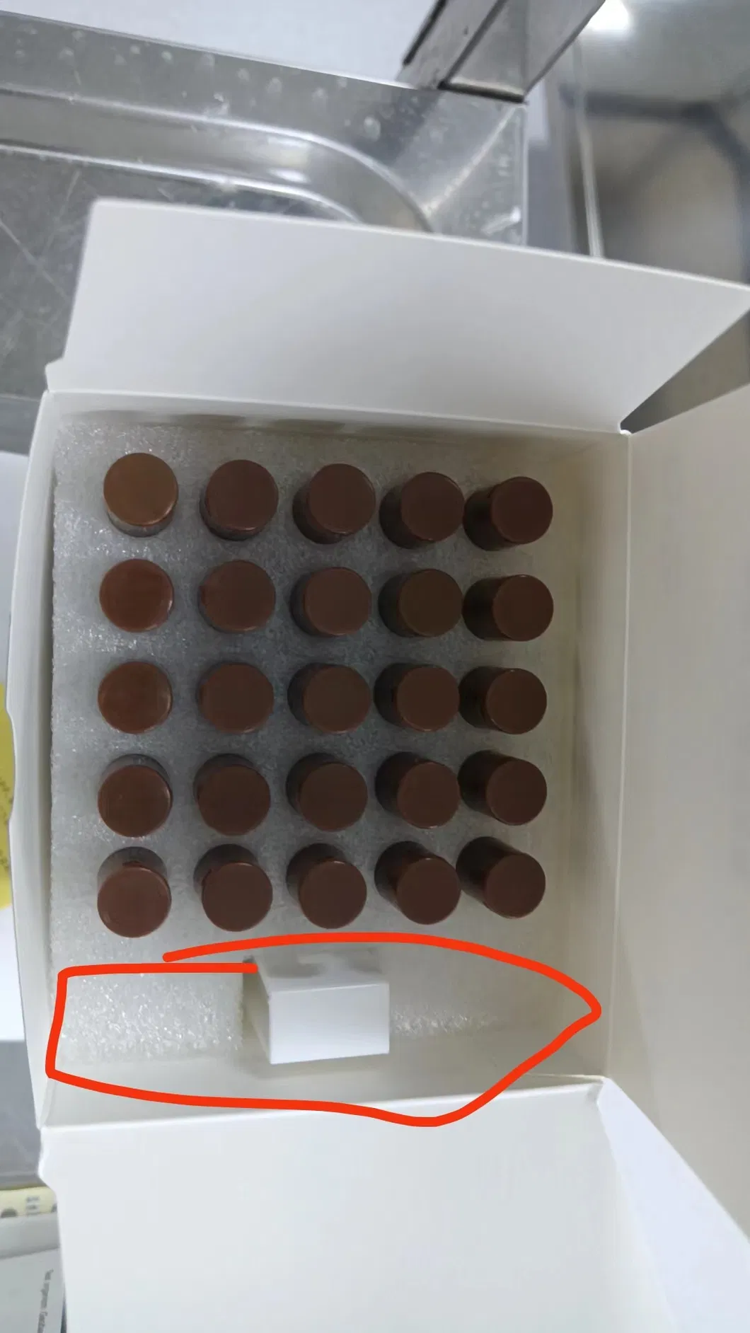 Detailed Photo 2