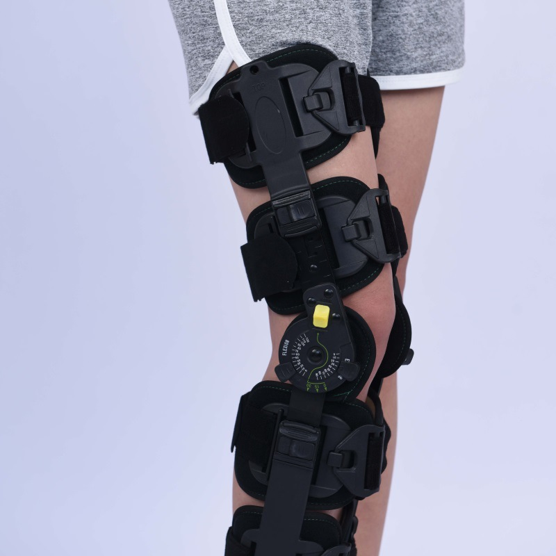 Orthopedic Hinged ROM Post Op Knee Brace Support for Stabilization