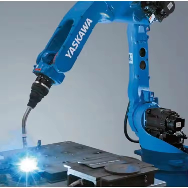 Yaskawa Welding Robotic Arm 6 Axis AR900 With HW Cleaning Station Automated Robotic Welding Solutions