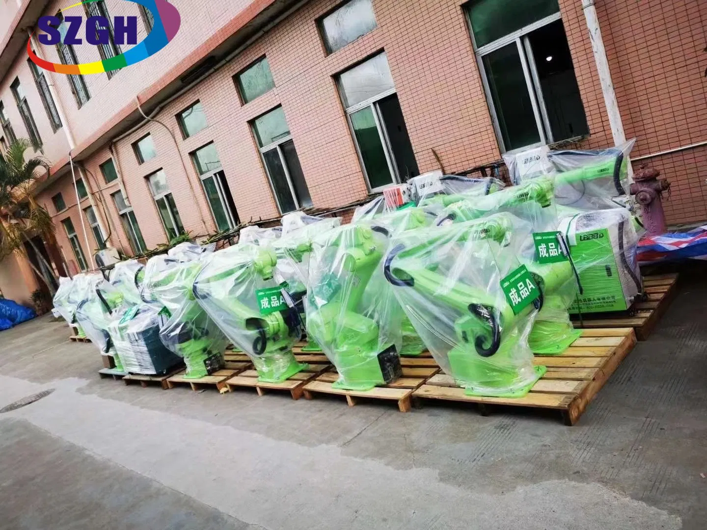 China Low Cost Artificial Intelligence 9 Axis Manipulator Arm Payload 6kg Industrial Spraying Robot Arm for Weld