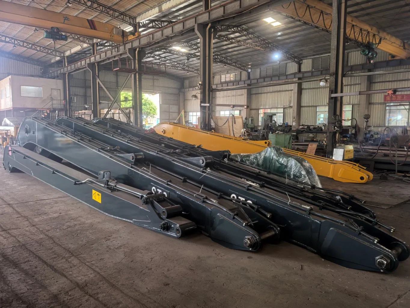 Hyundai Factory Qualitied Hx215 Hx220 Hx225 50feet Excavator Long Arm Attachments