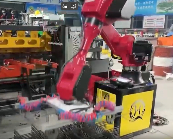 Six-Axis Industrial Robot, High Precision, Heavy Payload, Long Arm Reach