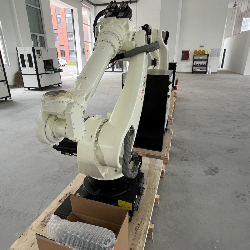 2025 Automated Robot Payload 210kg 6 Axis Robot Arm Drilling/Spot Welding/Heavy Handling Palletizing/Assembly Industrial Robot Arm
