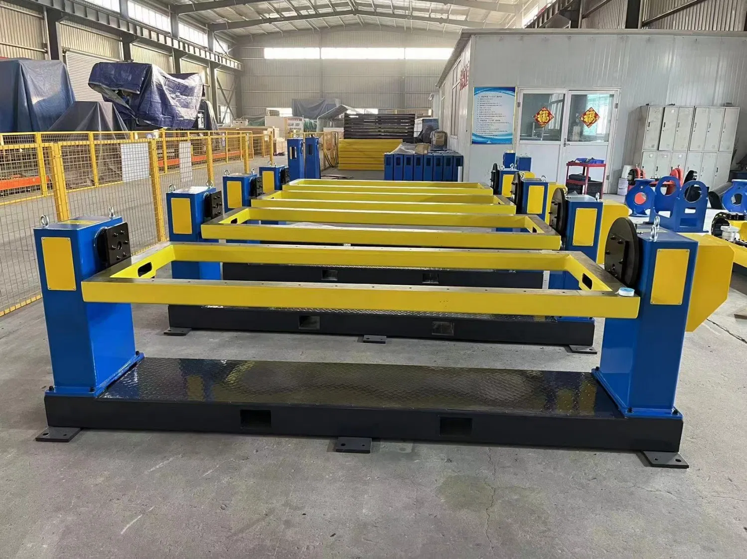 High Precision Industrial Welding Robot Arm for Dynamic Operations