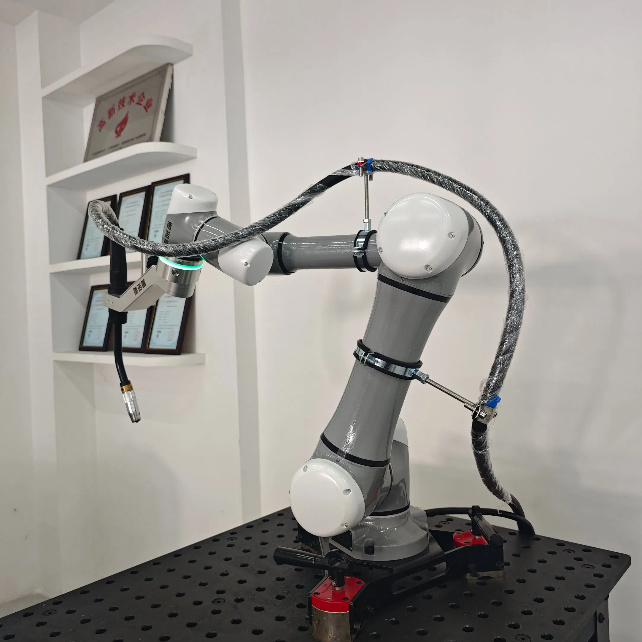 Advanced Precision MIG Welding Cobot for Optimal Industrial Performance