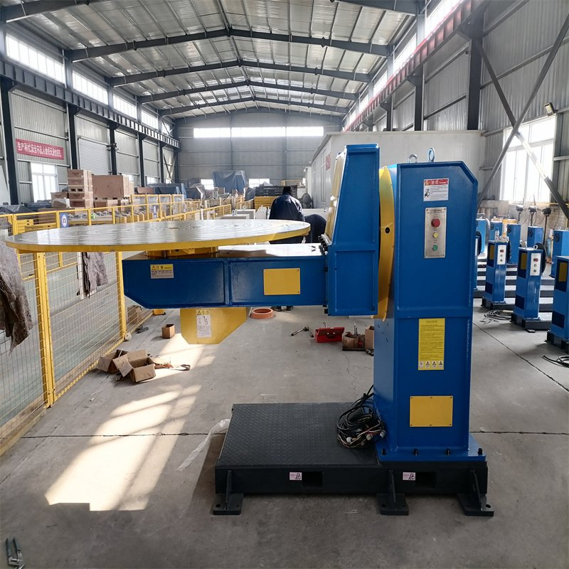2-Axis L-Type Servo Positioner Controlled by Robot for Batch Welding of Metal Parts