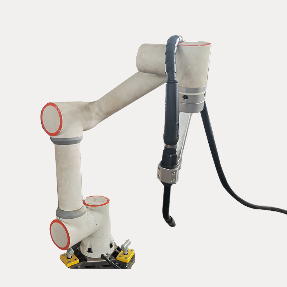 Direct Sales New Multifunctional Robotic Arm Welding Station with Tracks and Rails Precise Welding and Movement