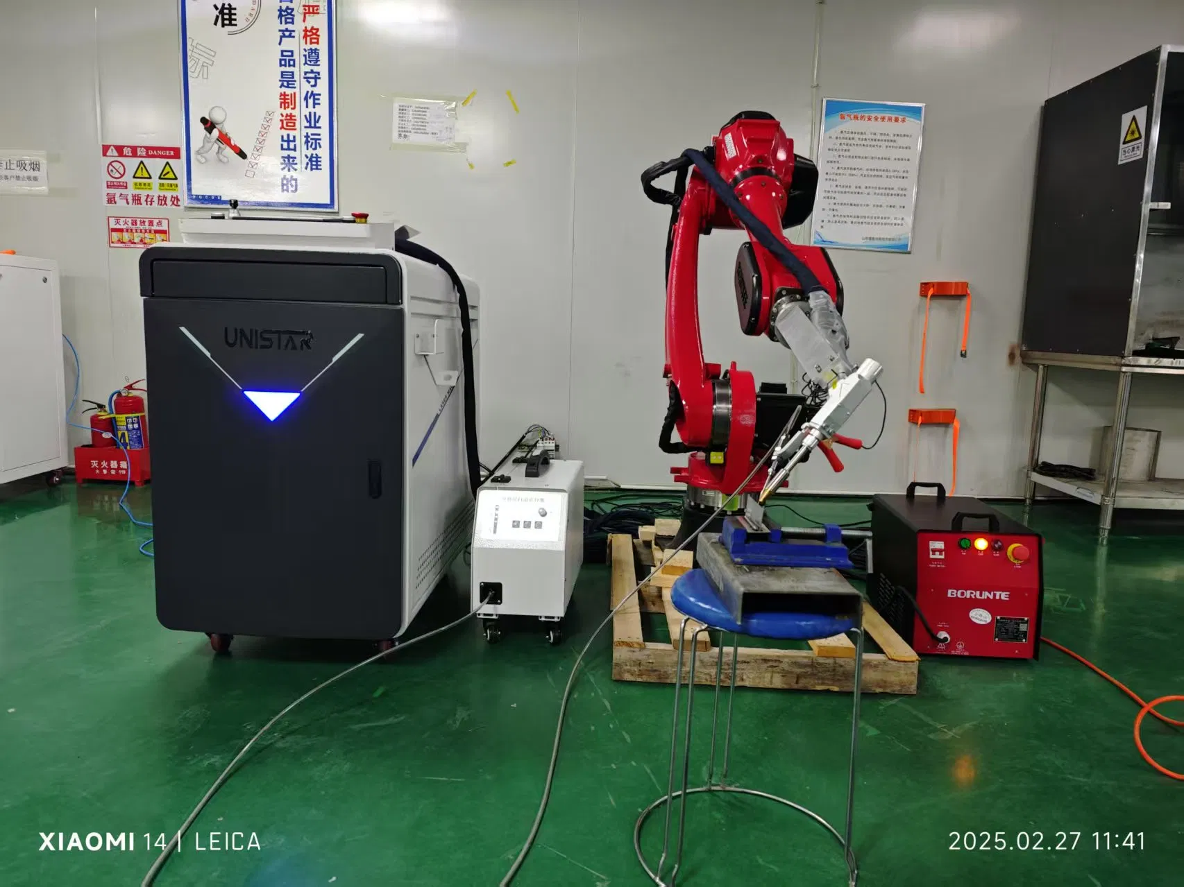 Best Selling CNC 2kw 3kw Welding with Robot Arm for Automatic Welding with Steel