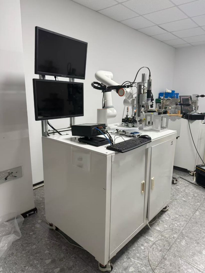 Collaborative Robot Arm with Screwdriver Machine, Automatic Screw Driving Robotic Arm Solution