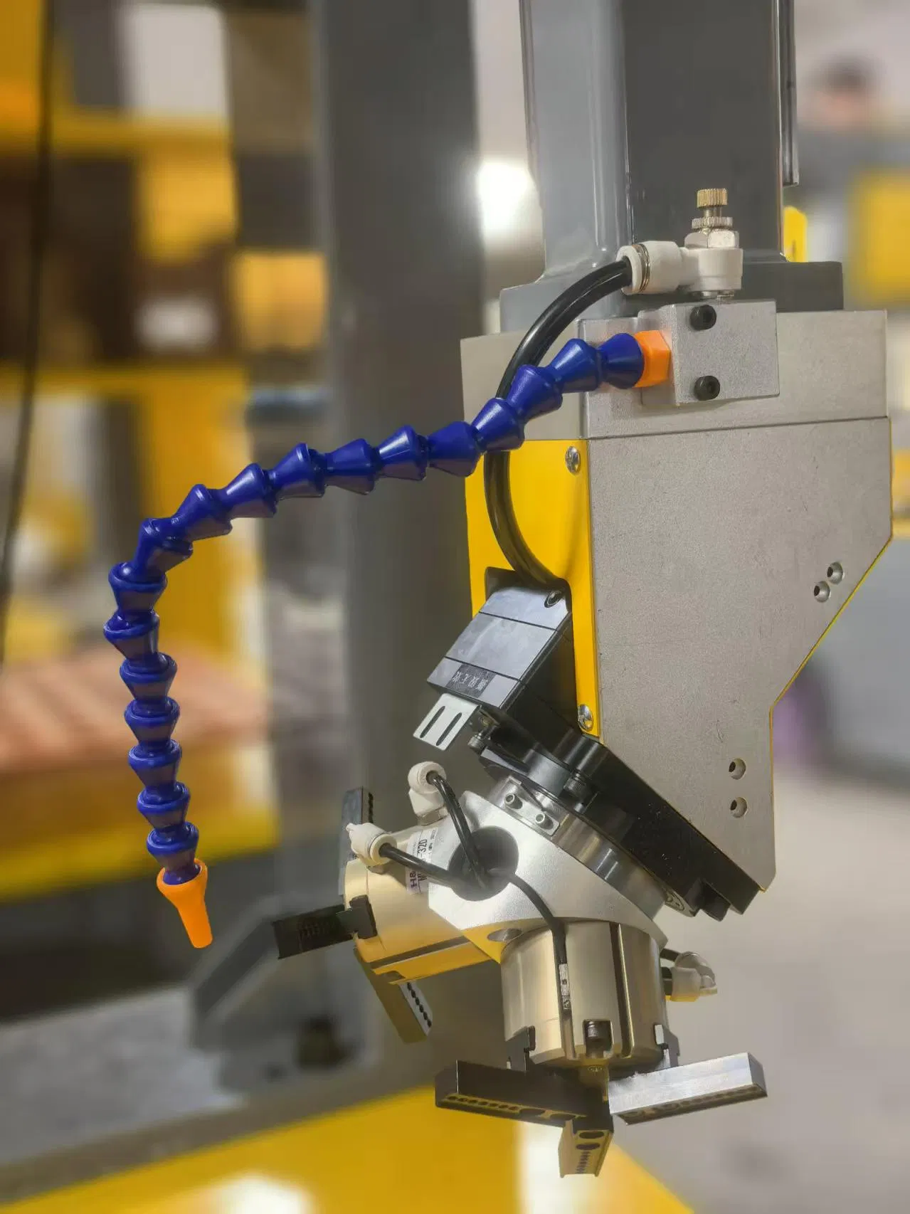 3-Axis Gantry Type Machine Loading Unloading Manipulator Servo Driven High Precision Automation