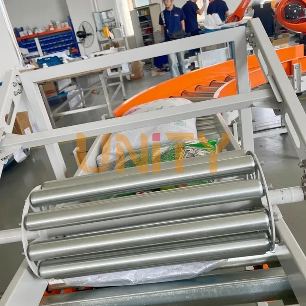 Press bags device