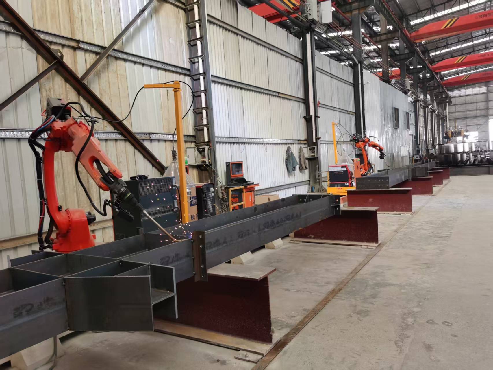 High Quality 6 Axis Robotic Arm Industrial H Beam Automatic Submerged Arc Welding Robot Rail Welding Station