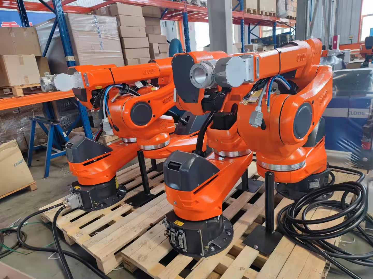 Six Axis Welding Robot Arm with Automatic Welding Torch Cleaning Station for Metal Bed Frame Welding