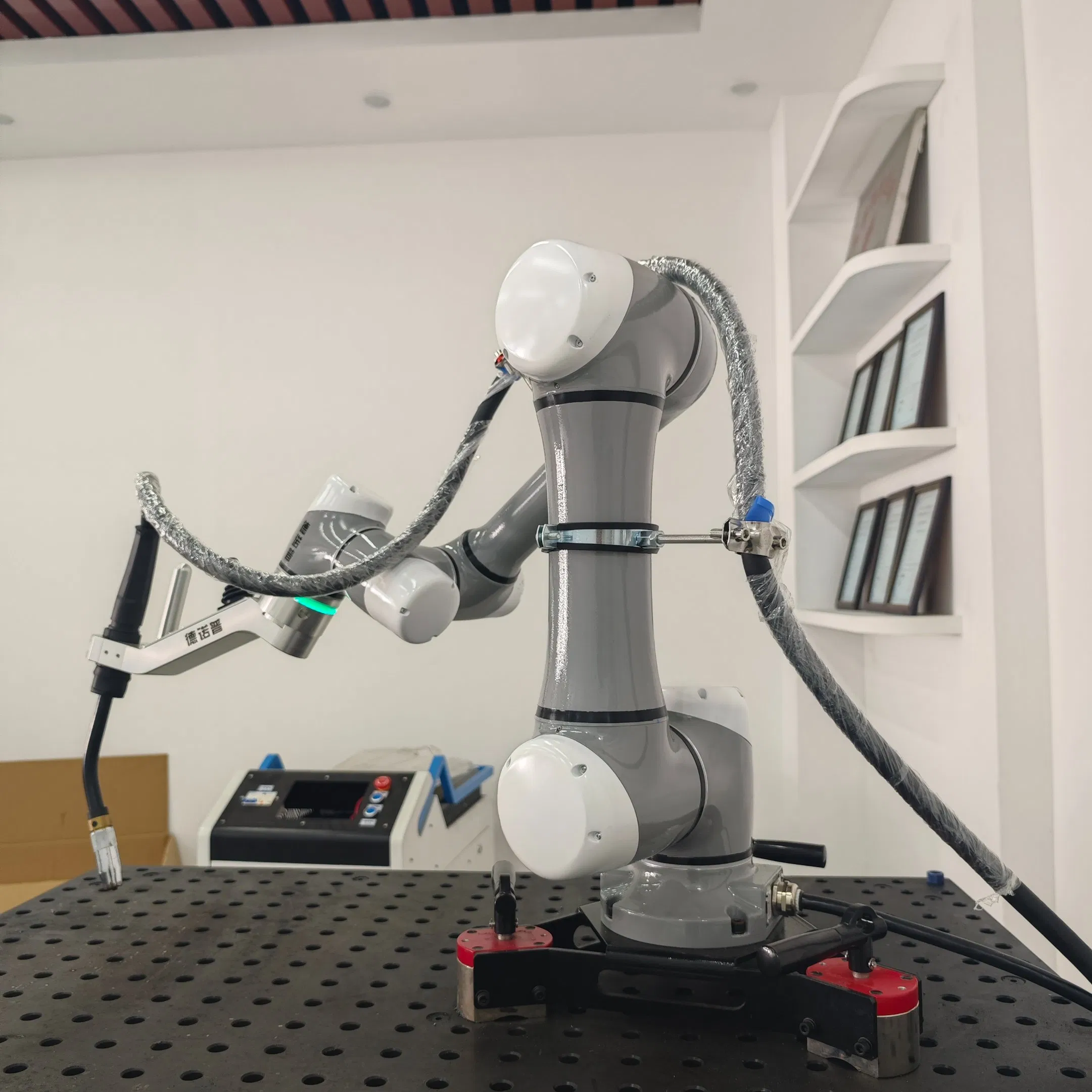 Advanced Precision MIG Welding Cobot for Optimal Industrial Performance