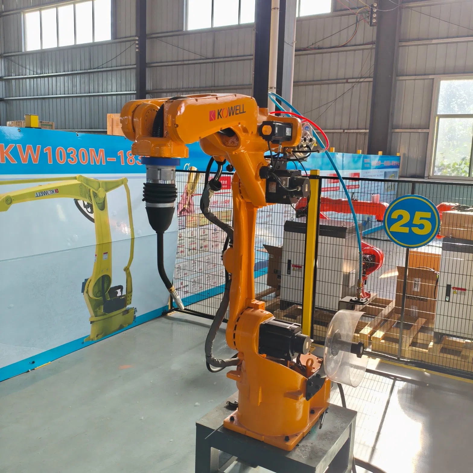 Industrial Robotic Arm for Spot Welding: IP54 Rated for Automotive Sheet Metal