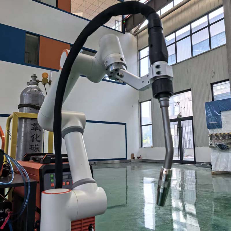 Free Programming Collaborative Robot Welder Metal Fabrication 6 DOF 5kg Payload 0.03mm Precision Sheet Metal Surcar