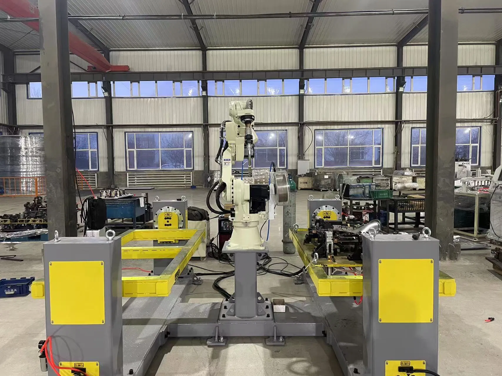 Six Axis Articulated Industrial Robot Arm Welding Smart Robotic Arm for Welding