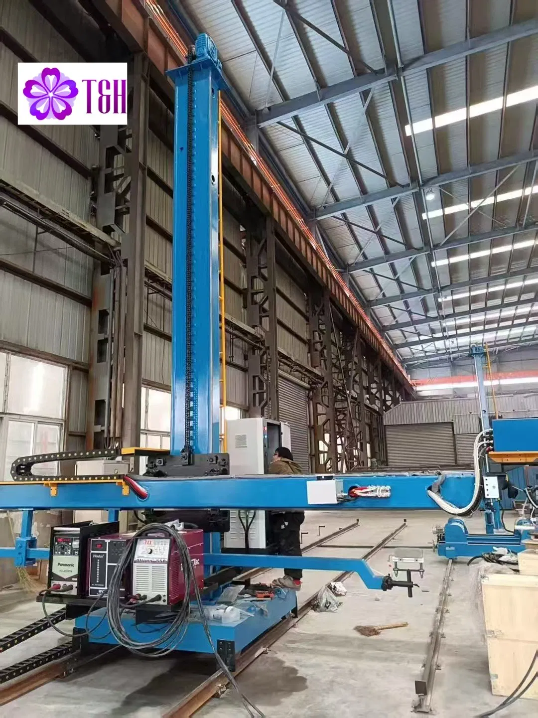 High-Precision Vertical Stroke Welding Manipulator for Seamless Joints