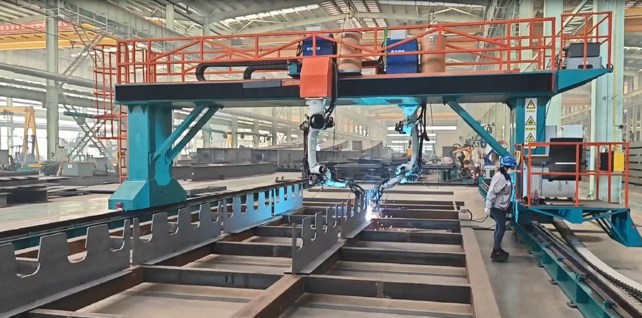 CNC Intelligent Fully Automatic Welding Robot Production Line Ground Rail Welding Machine Workstation with Robotic Arm MIG/TIG/Mag/CO2 Argon Arc Welding 6/30m