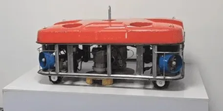 HDCR1 Underwater Robot Cleaning