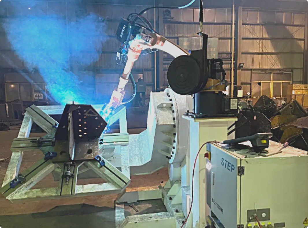 Automatic Welding Robot Arm: High Precision for Metal Structure/Component Welding