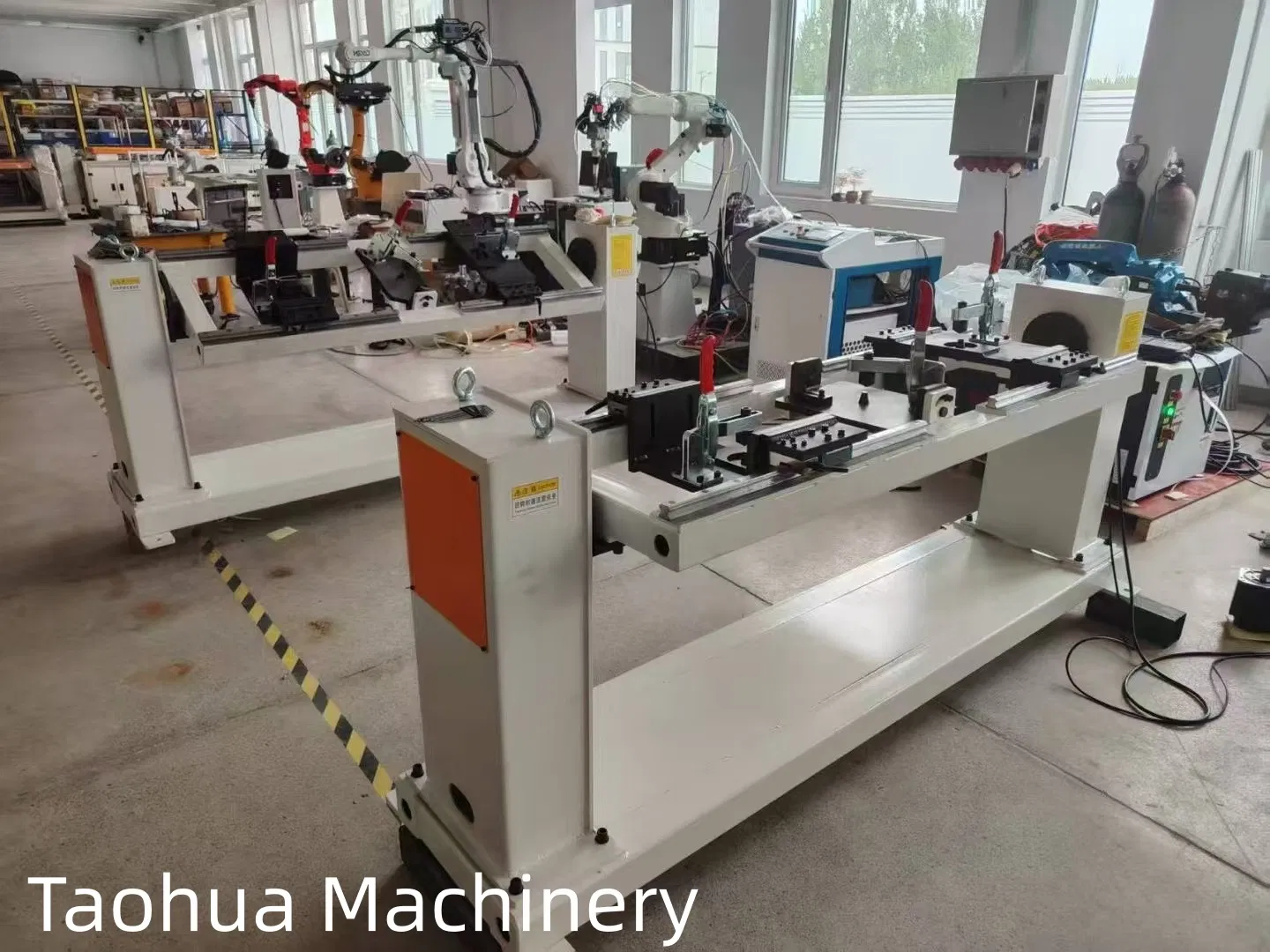 Advanced Robotic Welding Workstation for Heavy Steel Fabrication