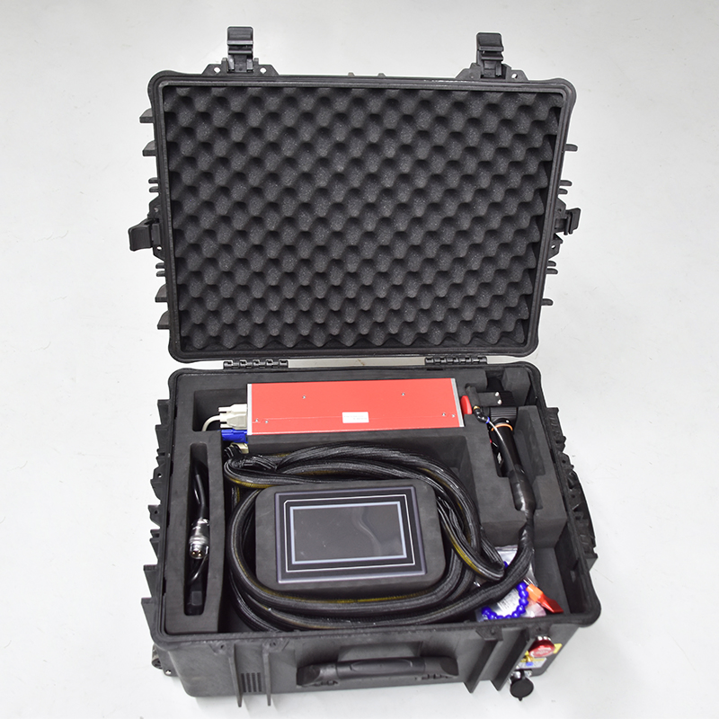 Pulse Laser Cleaner100W 200W 300W Suitcase Portable Laser Cleaner