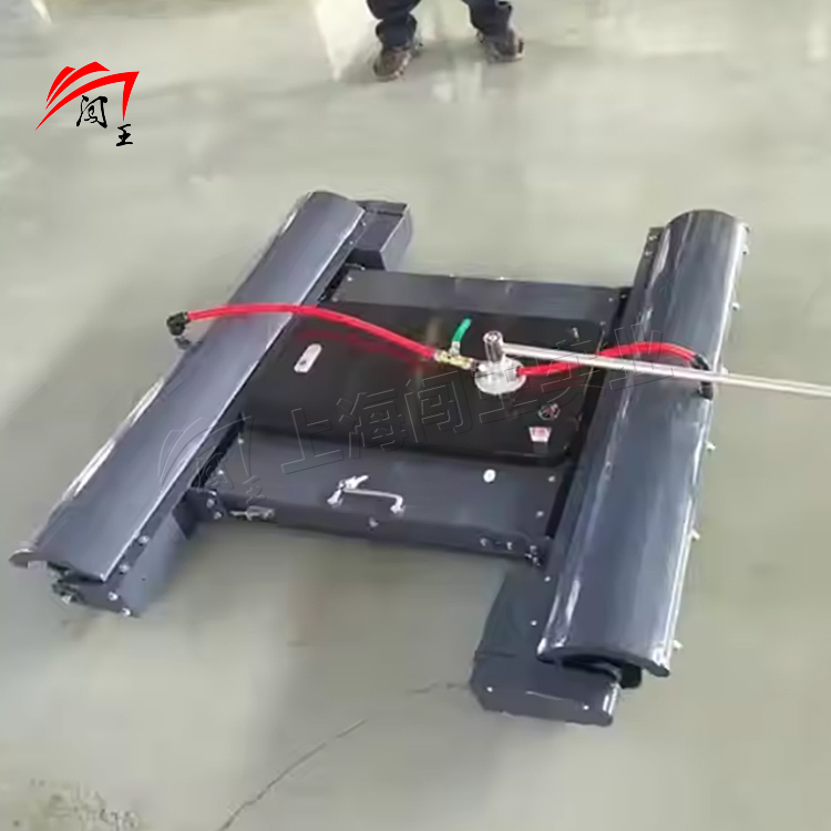 Ultra Long Endurance Photovoltaic Cleaning Remote Control Robot Crawler Walking PV Solar Panel Cleaning Machine