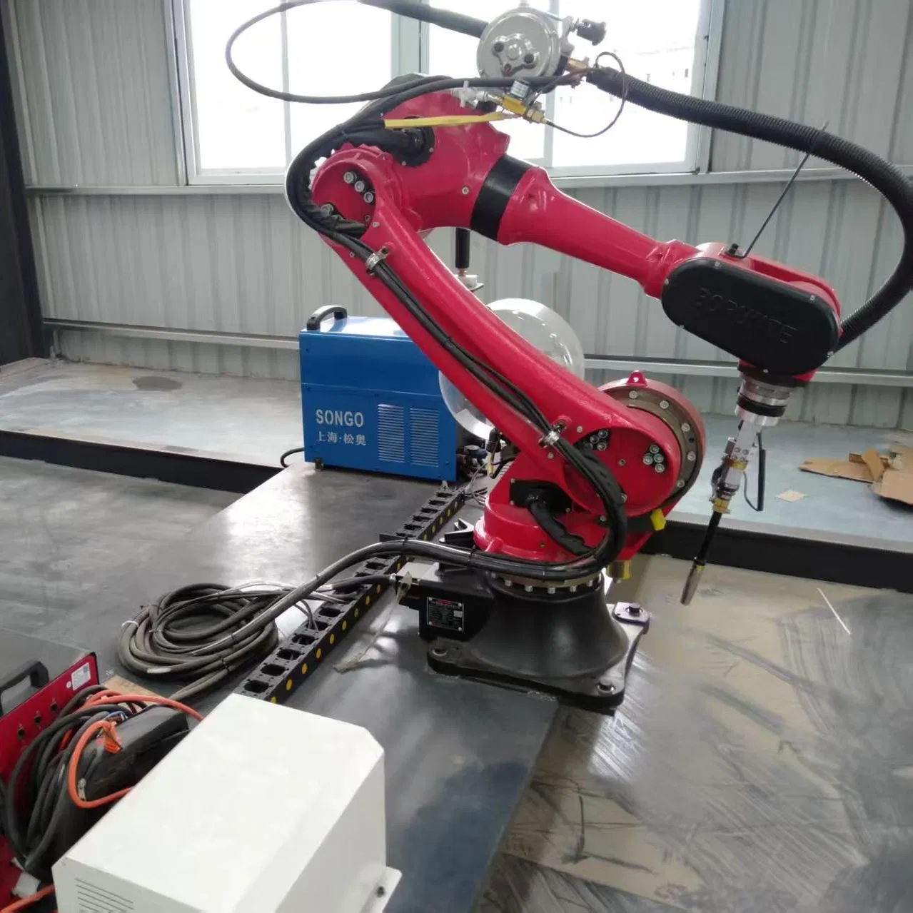 Reliable Gantry Welding Robot for Efficient Production Lines