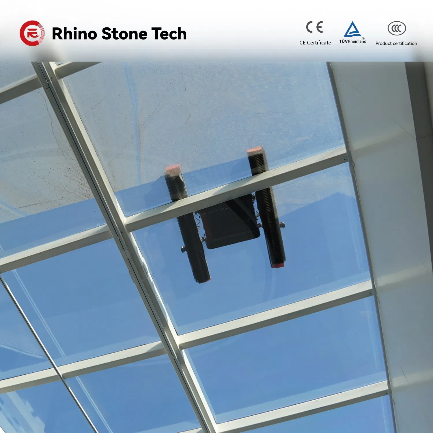 Smart Anti-Falling Photovoltaic Clean Machine Equipment Dry &amp; Wet Washing Solar Panel Cleaning Robot with Crawler-Rubber-Tracker for Commercial PV Module