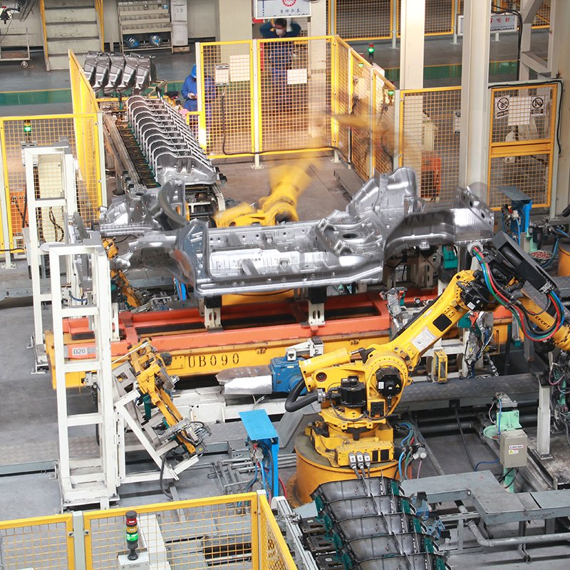 Heavy-Duty Welding Robot with High Payload Capacity for Steel