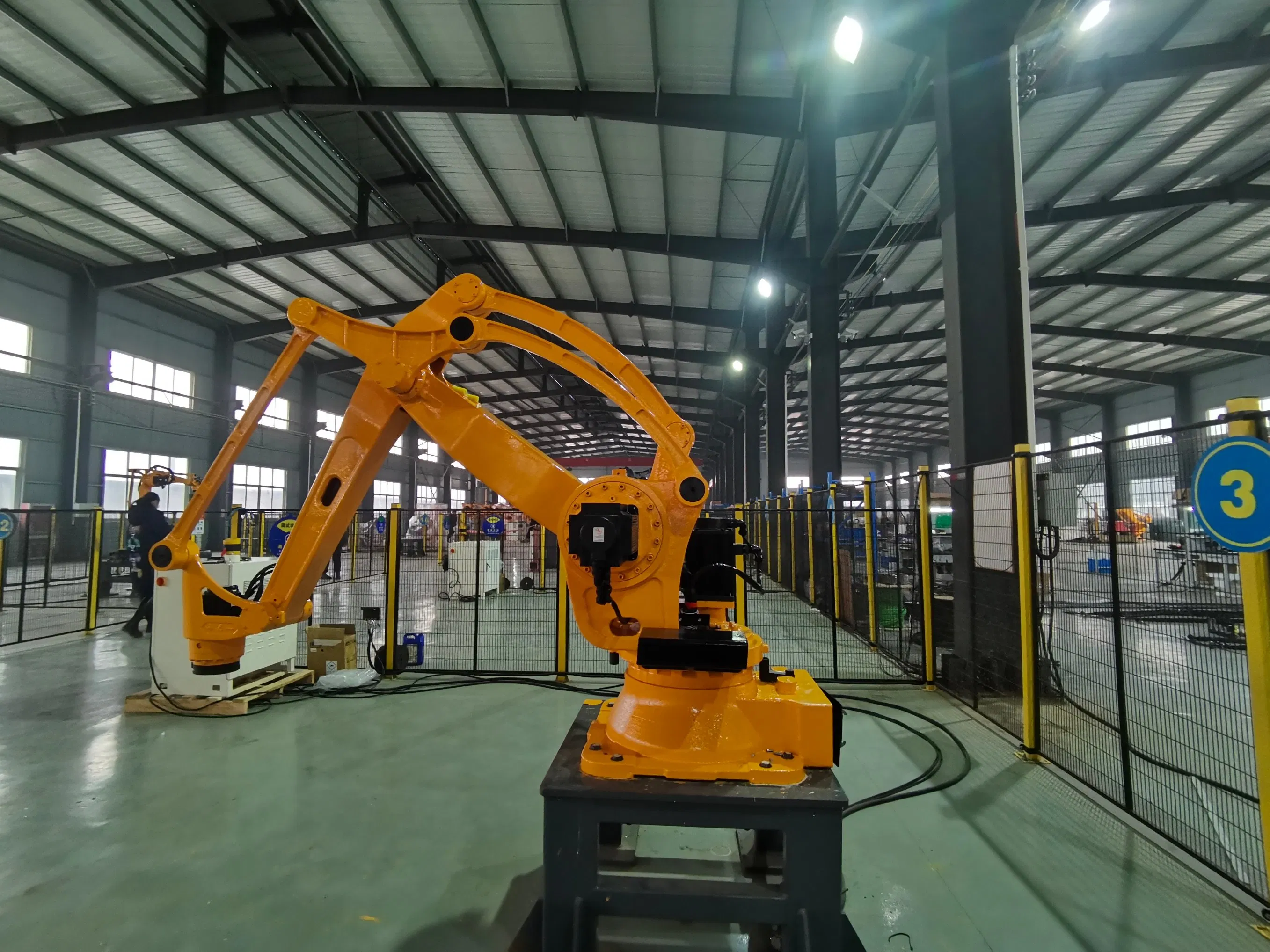 Compact and Versatile Palletizing Robot System