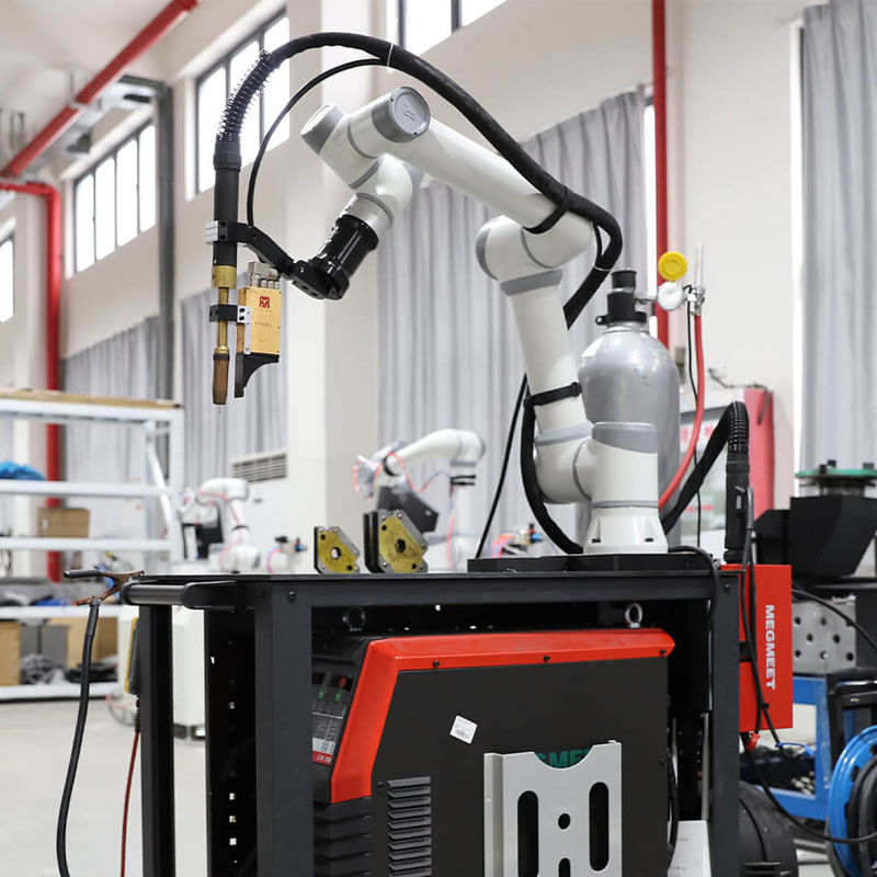 Fr3 Fr5 Fr10 CNC Lathe Cobot/Cooperative Robot Welding/Collaborative Robot Welding Cobot