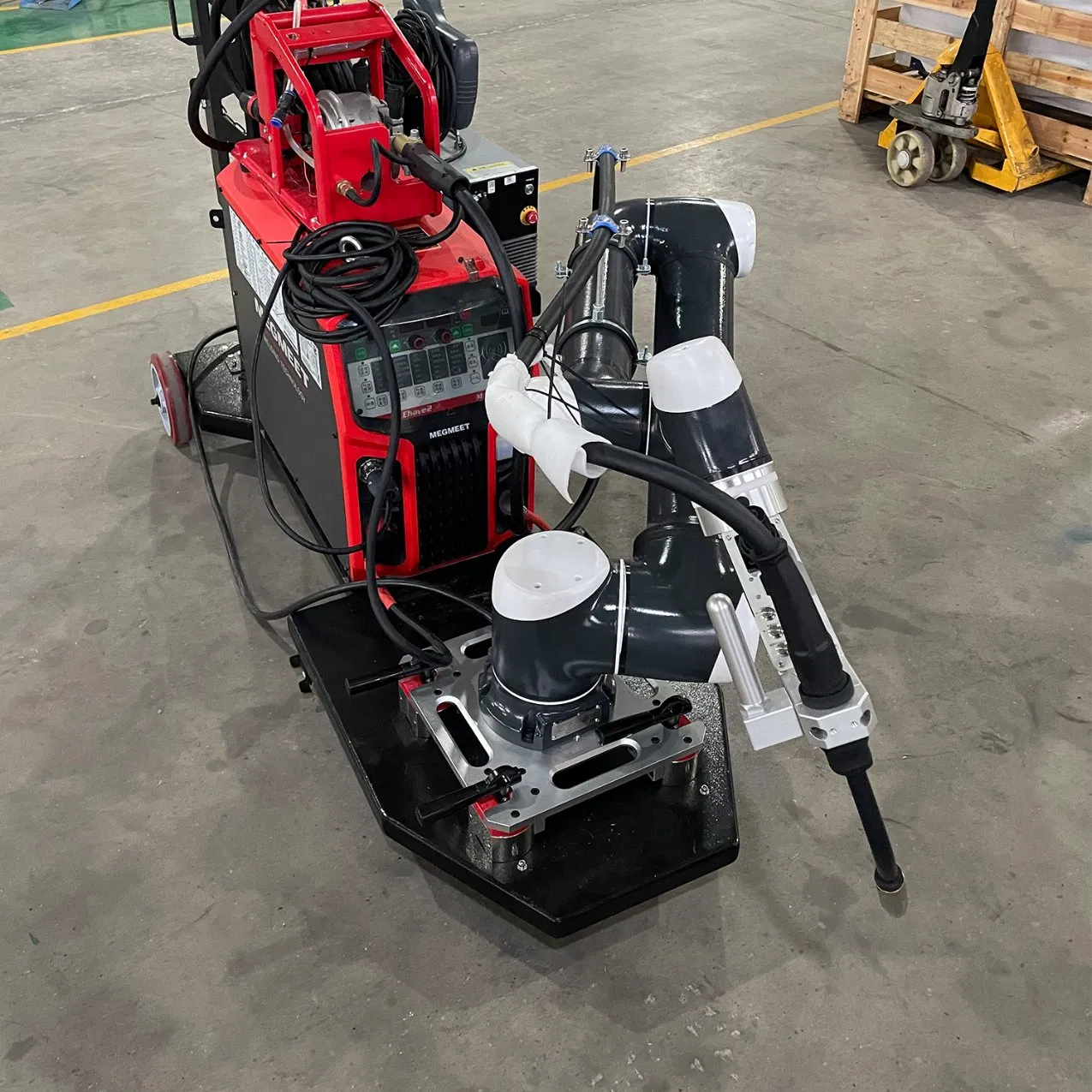 Cobots Welding by Enhancing Productivity, Precision, and Efficiency for Factory