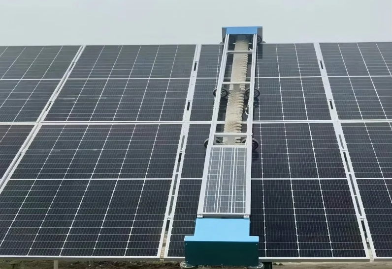 Smart Solar Panel Cleaning Machine Remote-Control Crawler Cleaning Robot for Photovoltaic Washing