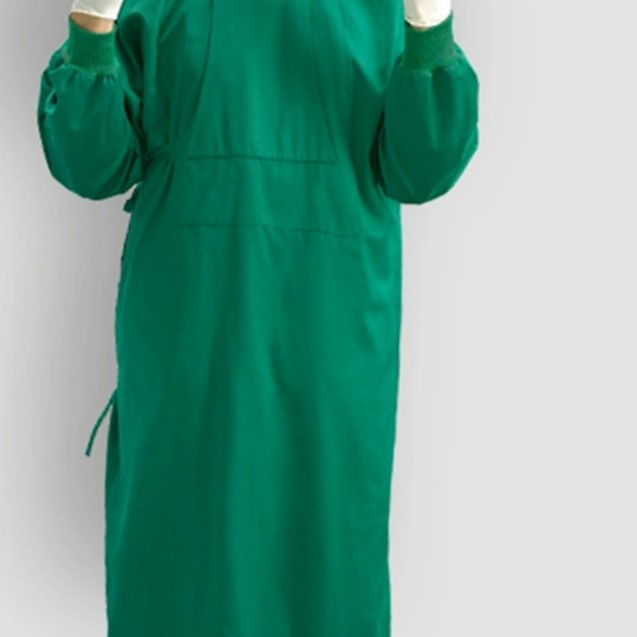 Premium Nonwoven Surgical Gown for Operating Room Use